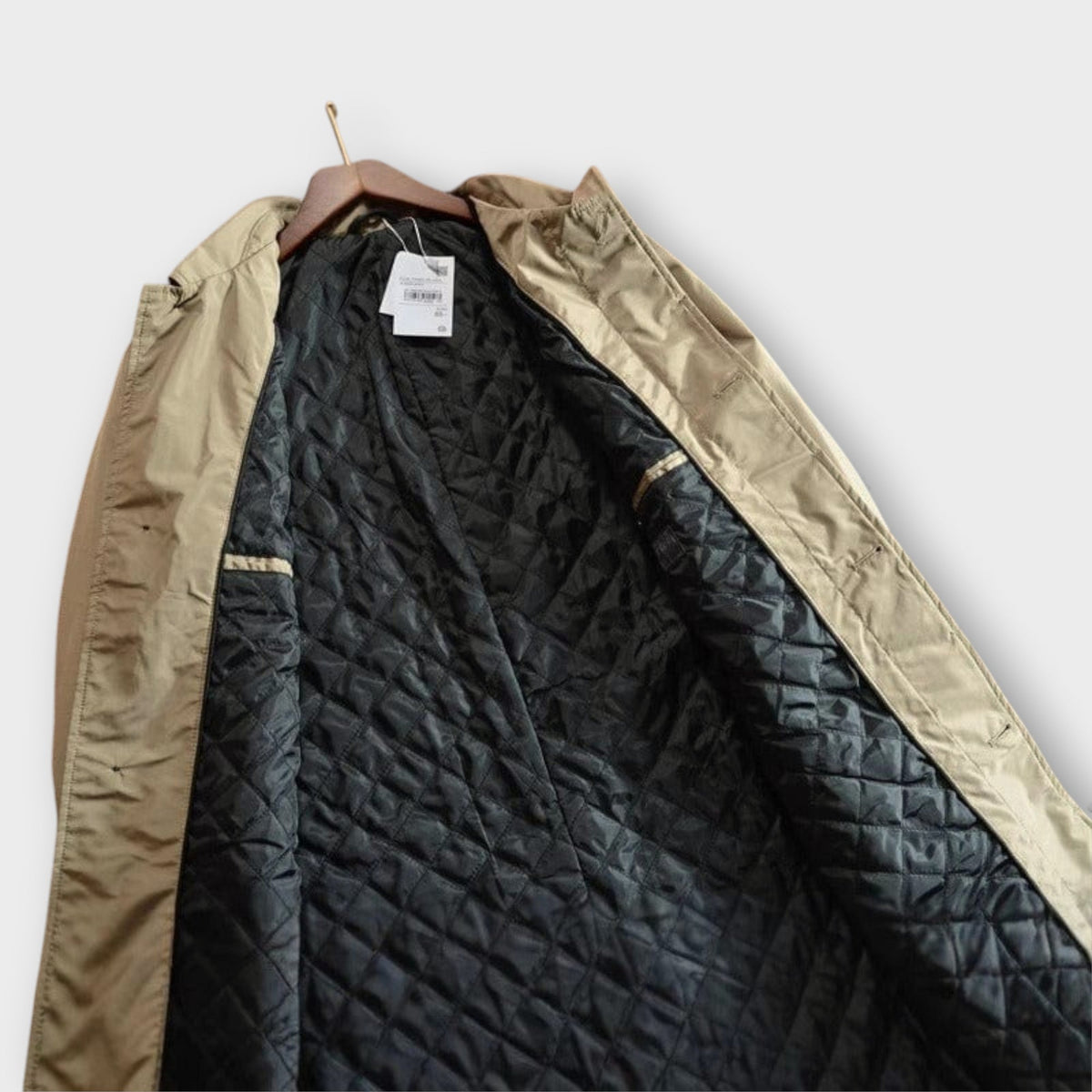 Alfie | Effortless Waterproof Jacket with Classic Collar