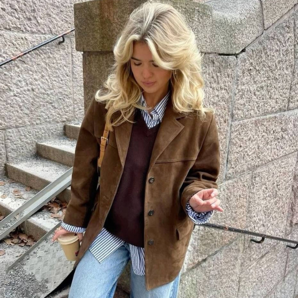 Amelie | Classic Suede Jacket with Button Front