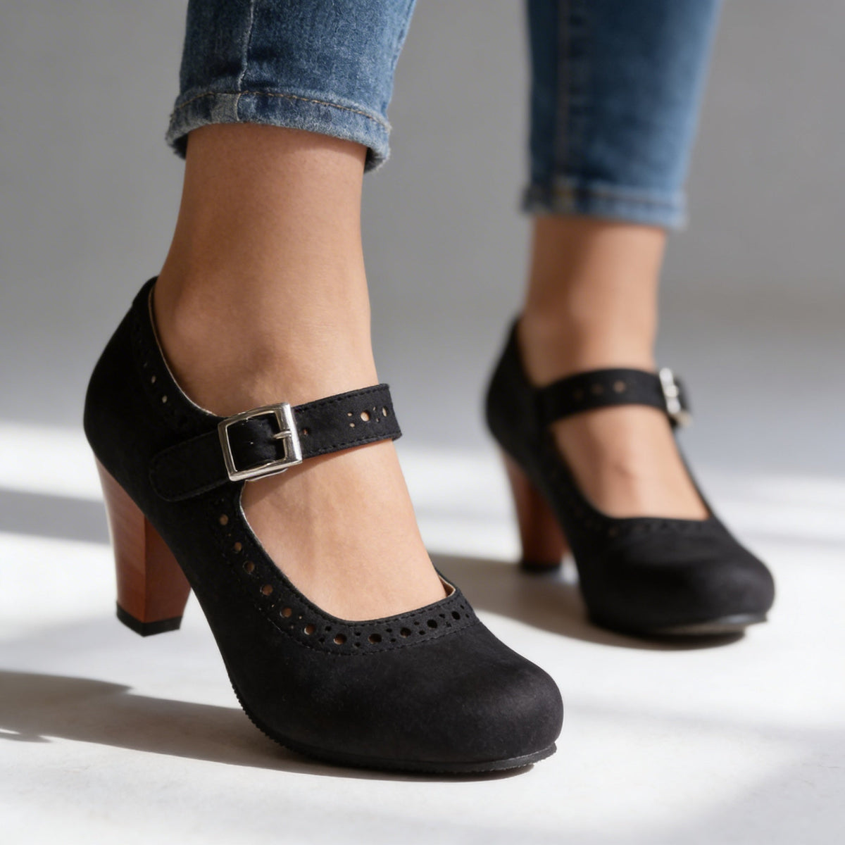 Aria | Relaxed Retro Brogue Mary Jane Heels