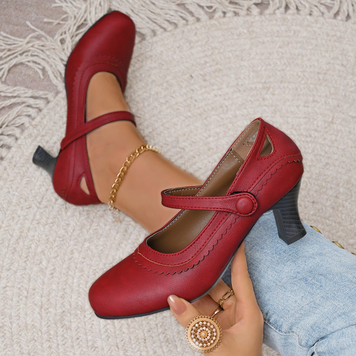 Ava | Classic Scalloped Mary Jane Block Heel Pumps