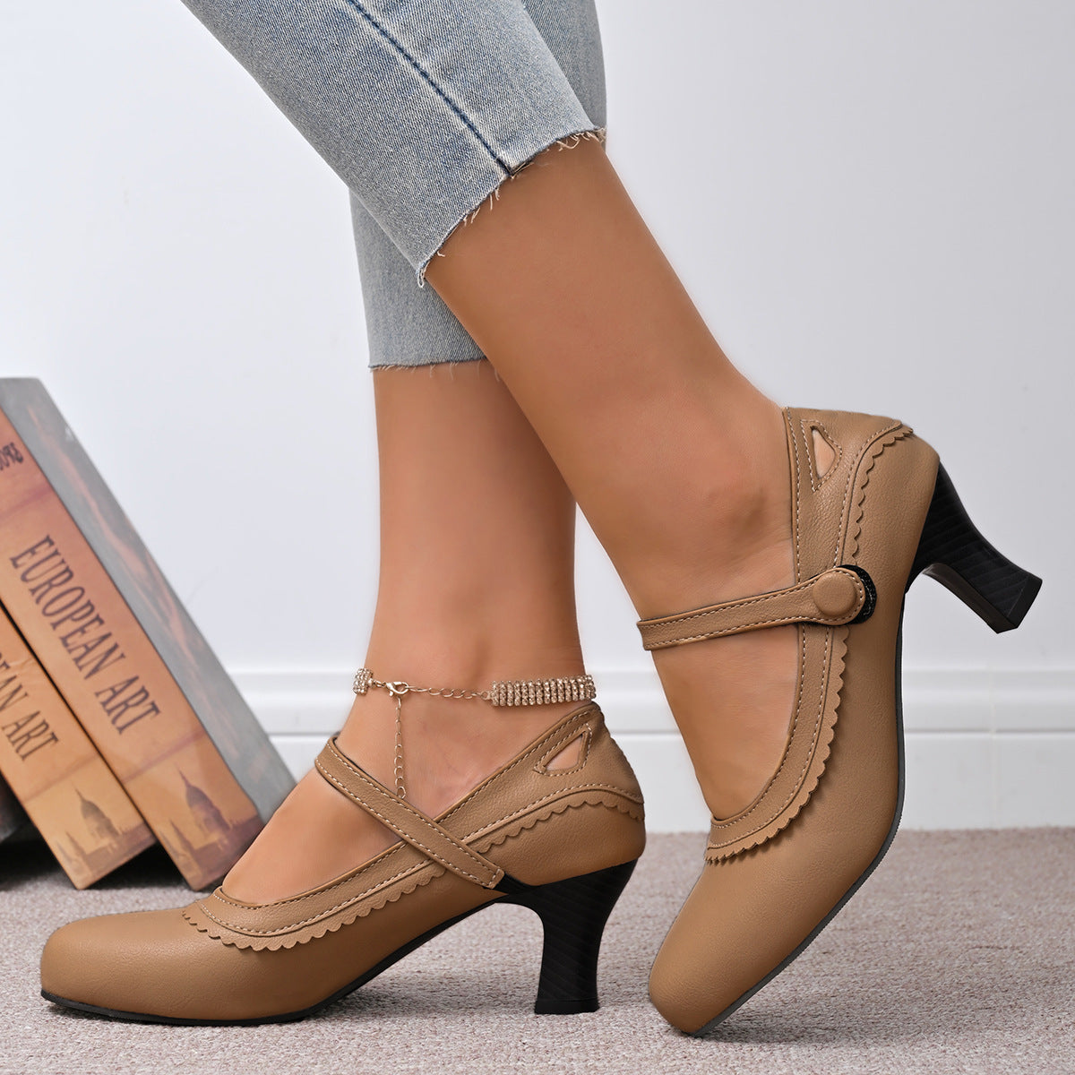 Ava | Classic Scalloped Mary Jane Block Heel Pumps