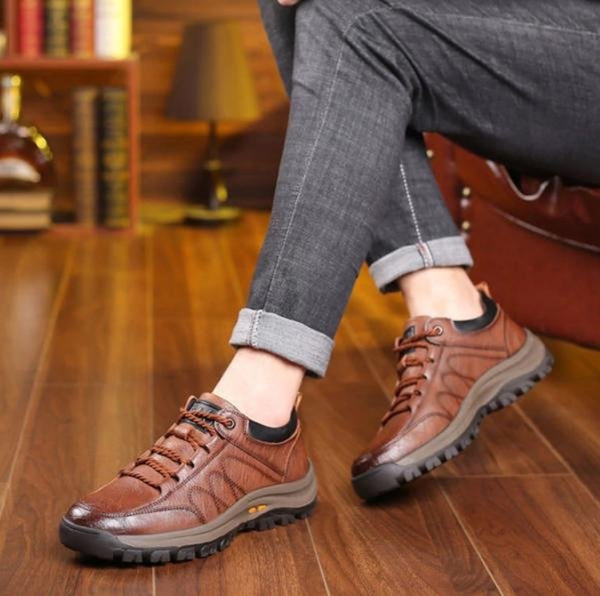 Bobby | Stylish Lace-Up Orthopedic Shoes with Cushioned Sole
