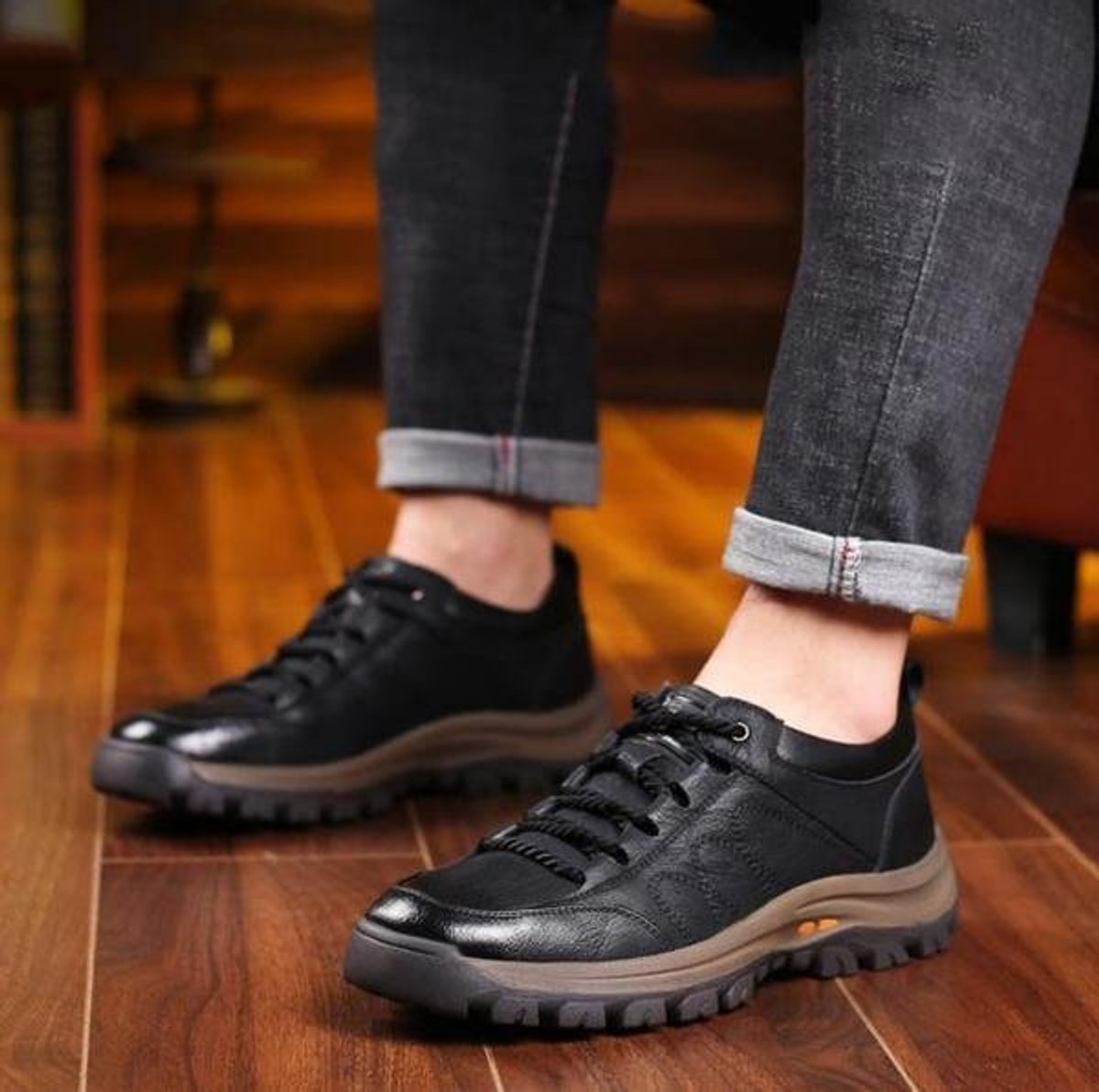 Bobby | Stylish Lace-Up Orthopedic Shoes with Cushioned Sole