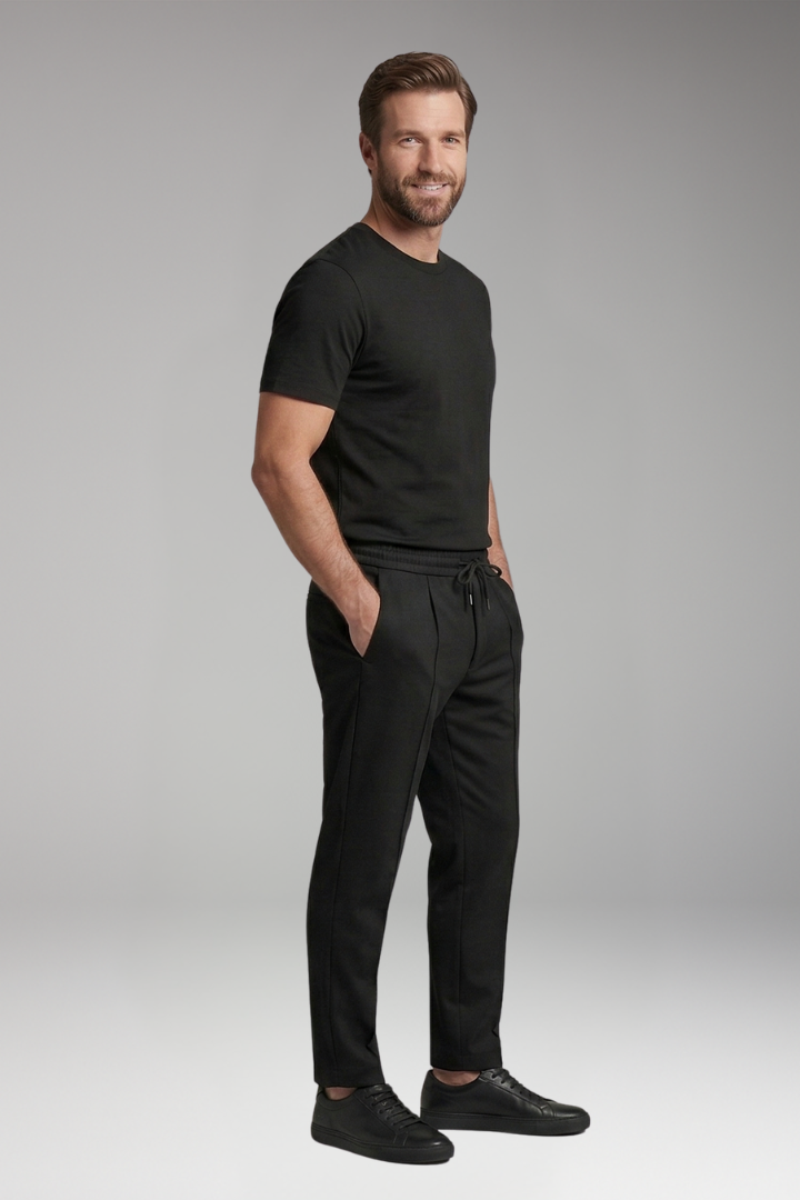 Caleb | Relaxed Fit Tracksuit Set with Crew Neck Tee and Joggers
