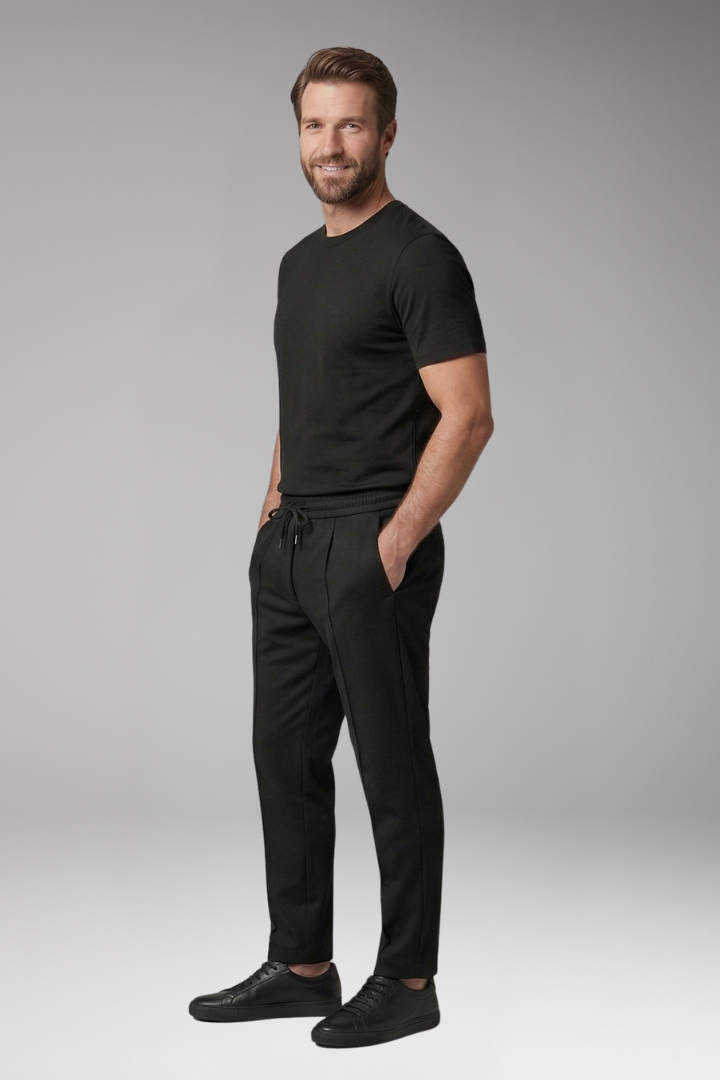 Caleb | Relaxed Fit Tracksuit Set with Crew Neck Tee and Joggers