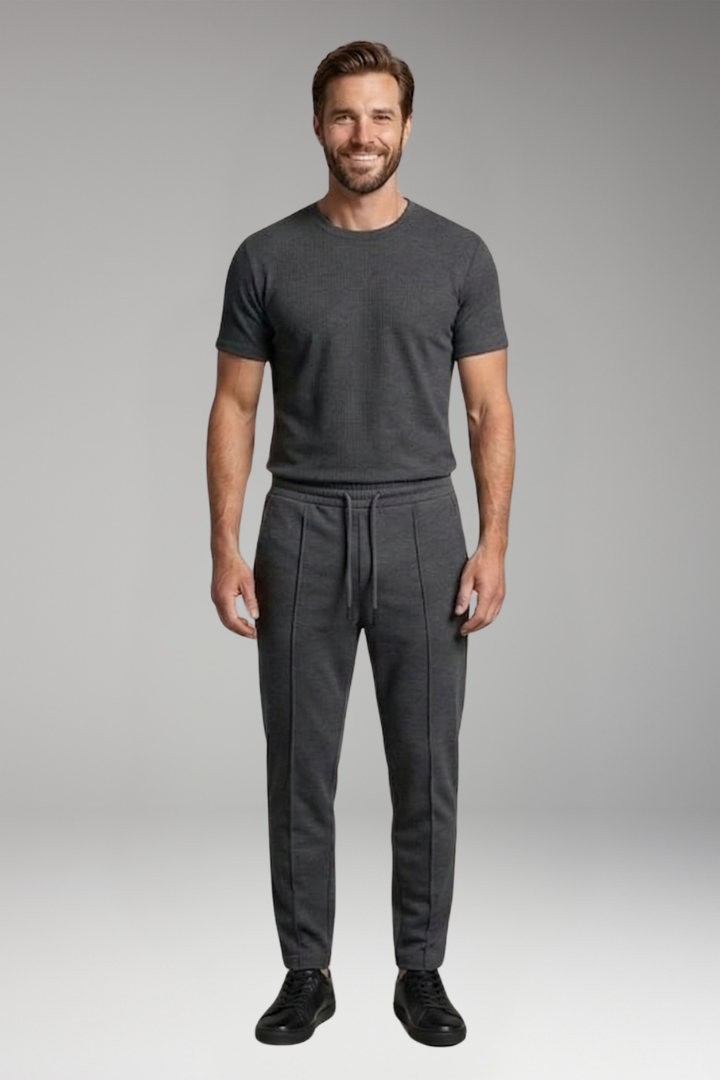 Caleb | Relaxed Fit Tracksuit Set with Crew Neck Tee and Joggers