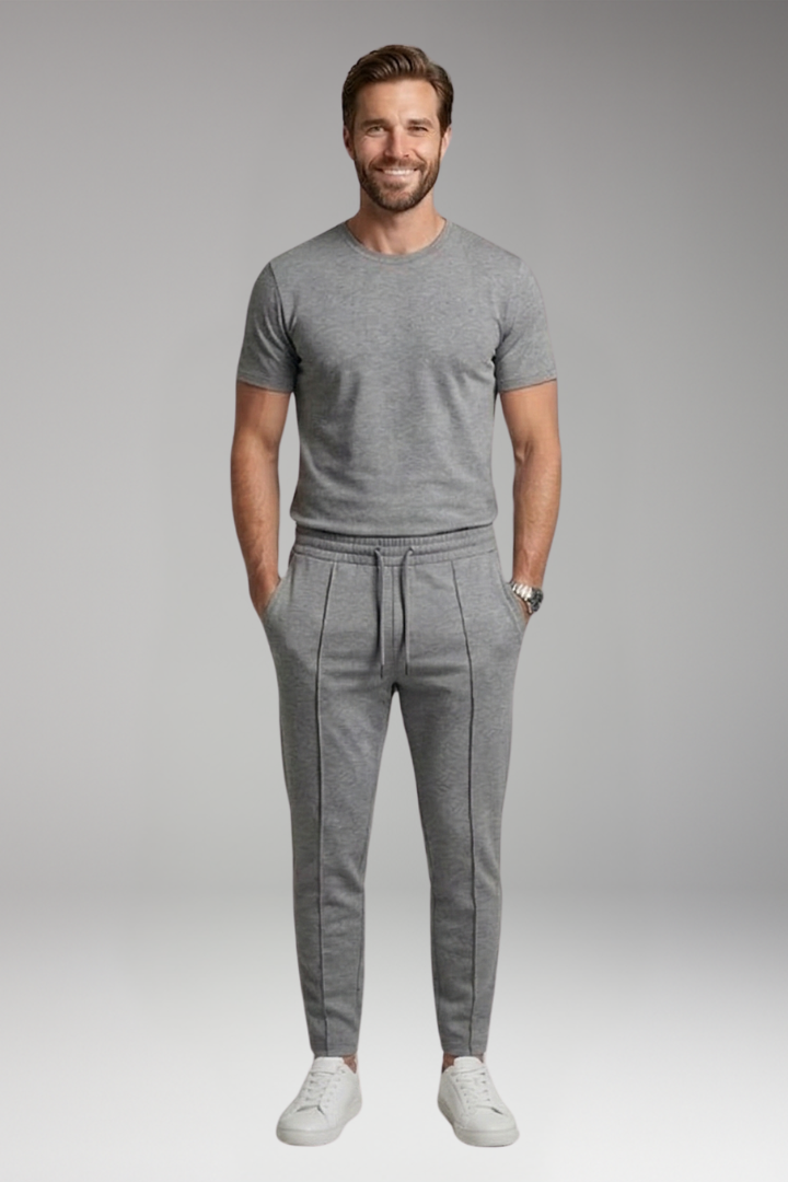 Caleb | Relaxed Fit Tracksuit Set with Crew Neck Tee and Joggers