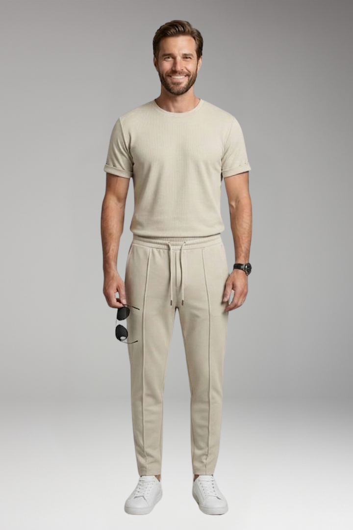 Caleb | Relaxed Fit Tracksuit Set with Crew Neck Tee and Joggers