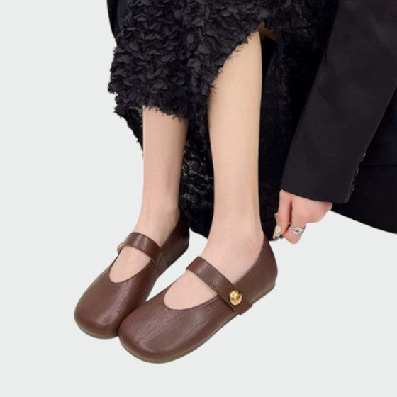 Clara | Timeless Round-Toe Button Strap Mary Jane Shoes