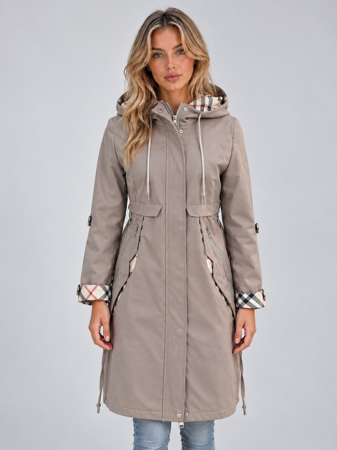 Delilah | Cosy Hooded Waterproof Jacket in a Longline Parka Style