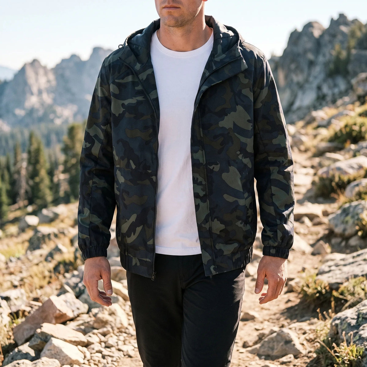 Elijah | Chic Hooded Waterproof Jacket with Camouflage Print