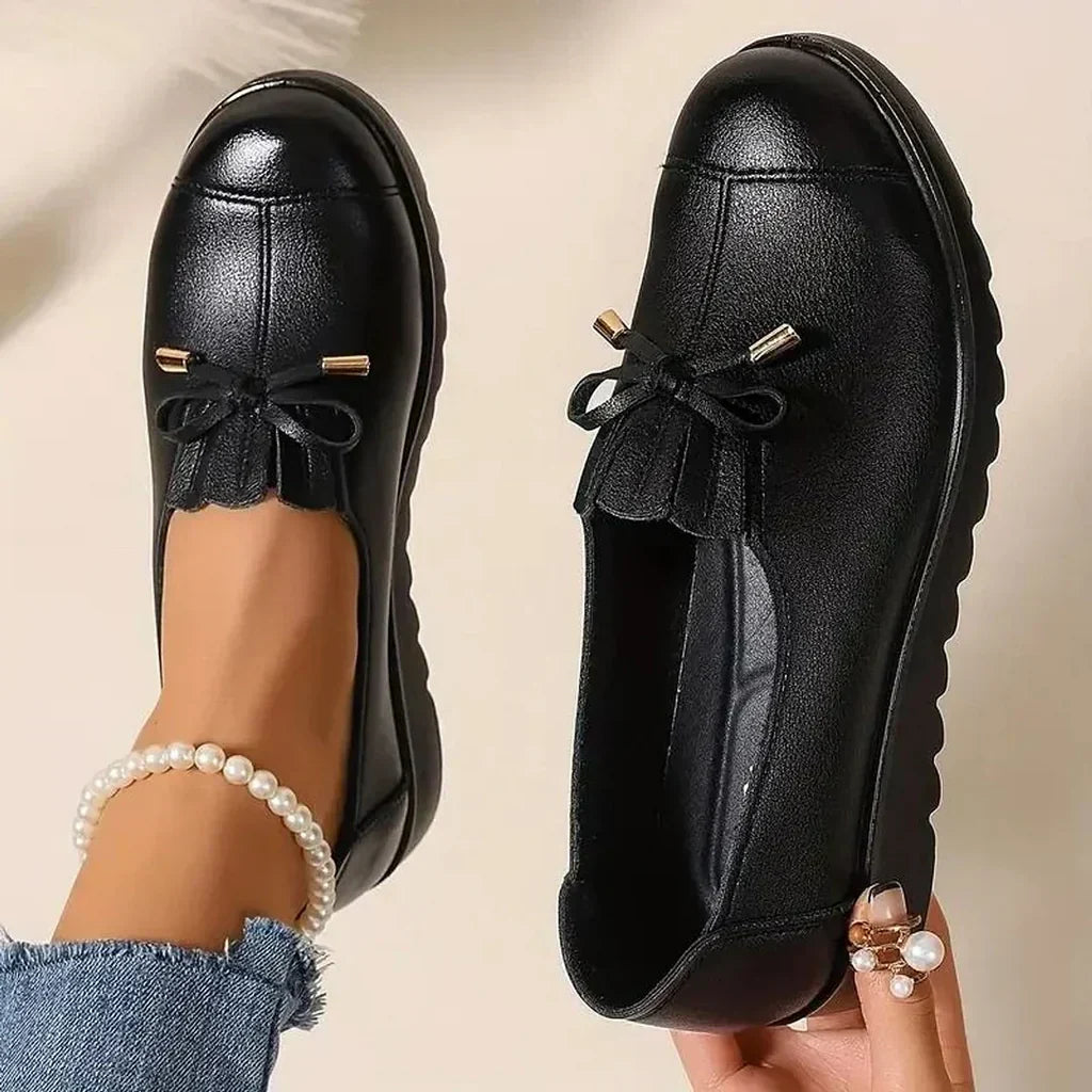 Ellie | Timeless Orthopedic Shoes with Bow Detail Moccasins
