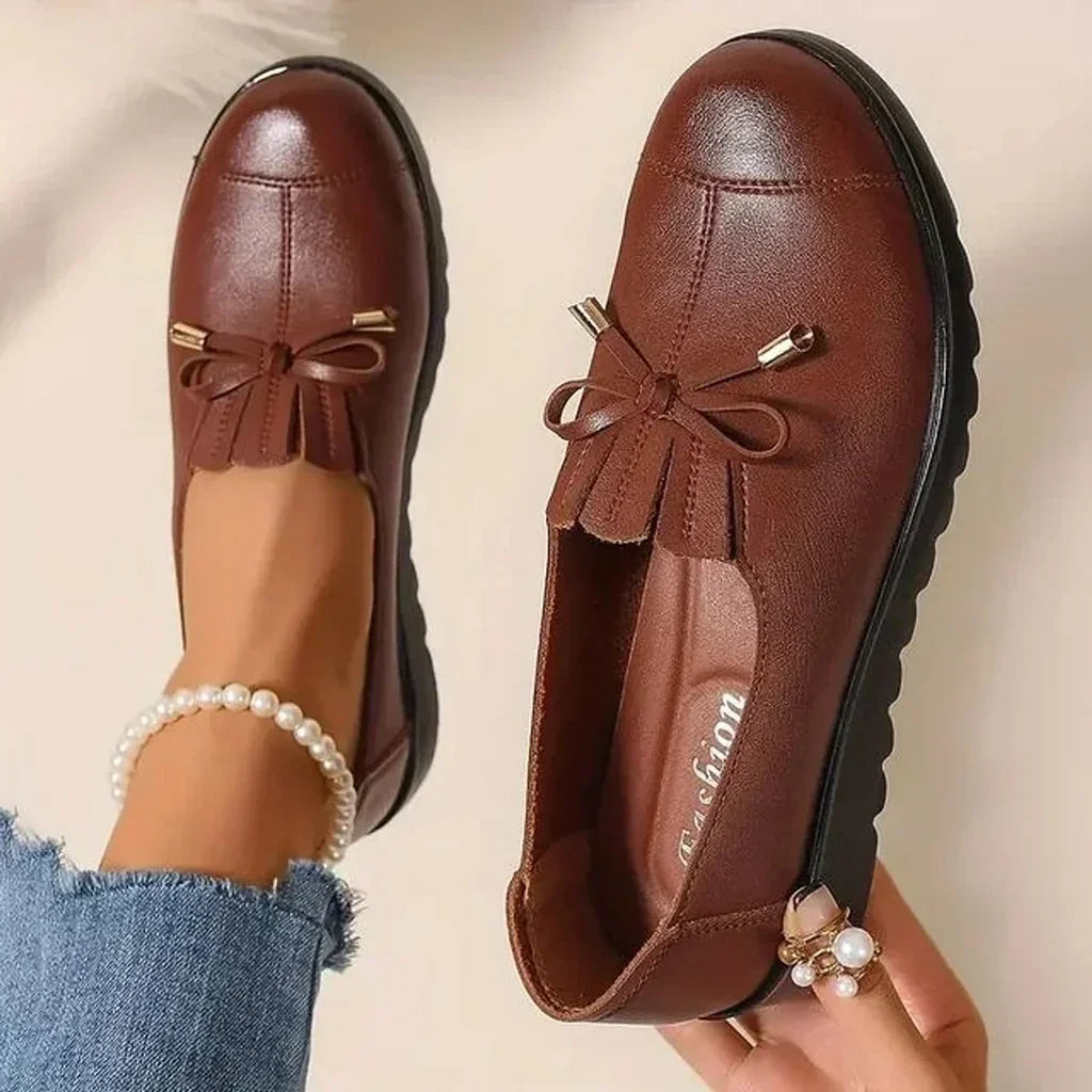 Ellie | Timeless Orthopedic Shoes with Bow Detail Moccasins