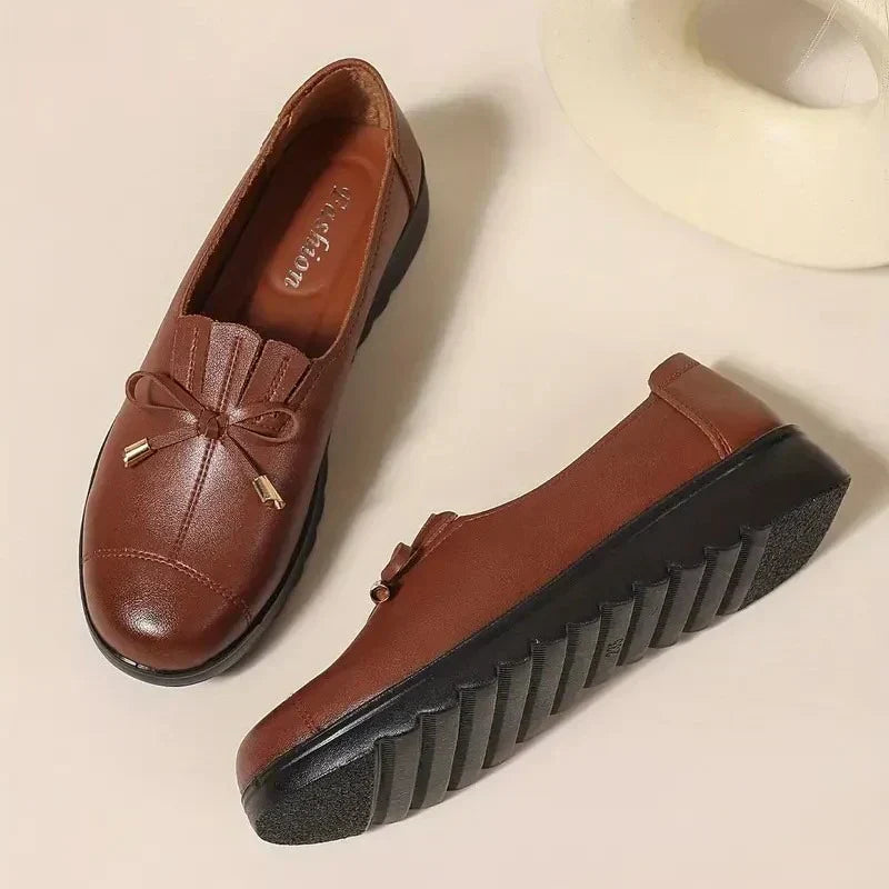 Ellie | Timeless Orthopedic Shoes with Bow Detail Moccasins