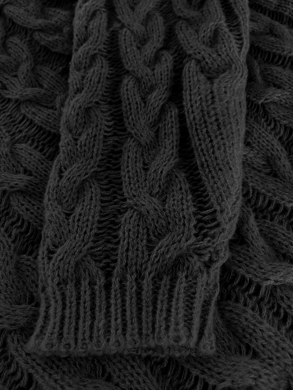 Eva | Sophisticated Cable-Knit V-Neck Christmas Jumper for Women