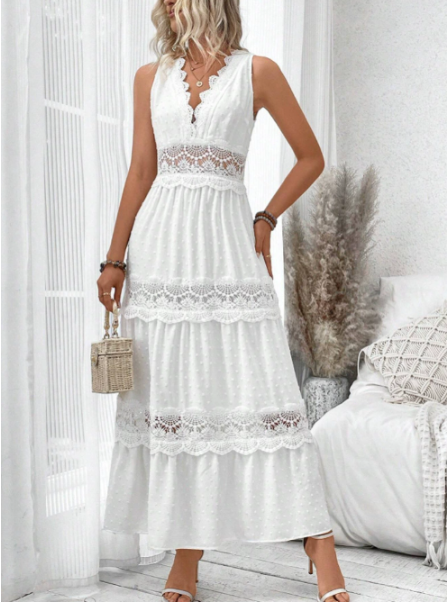 Evie | Classic Lace V-Neck Tiered Maxi Cocktail Dress