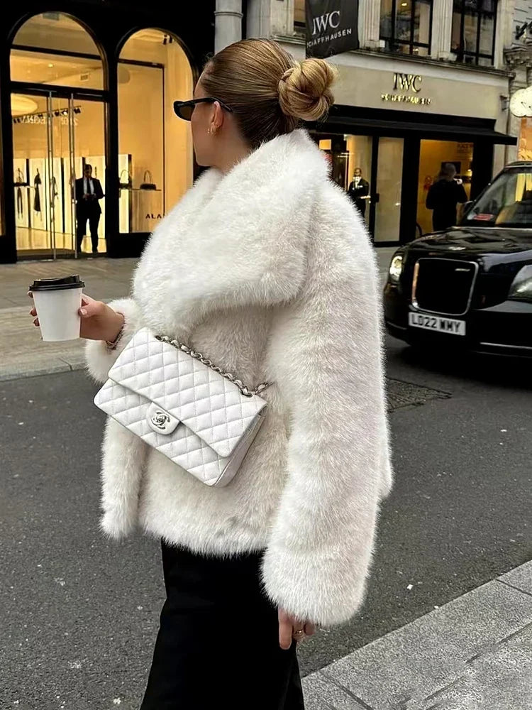 Evie | Classic Oversized Shawl Collar Faux Fur Coat