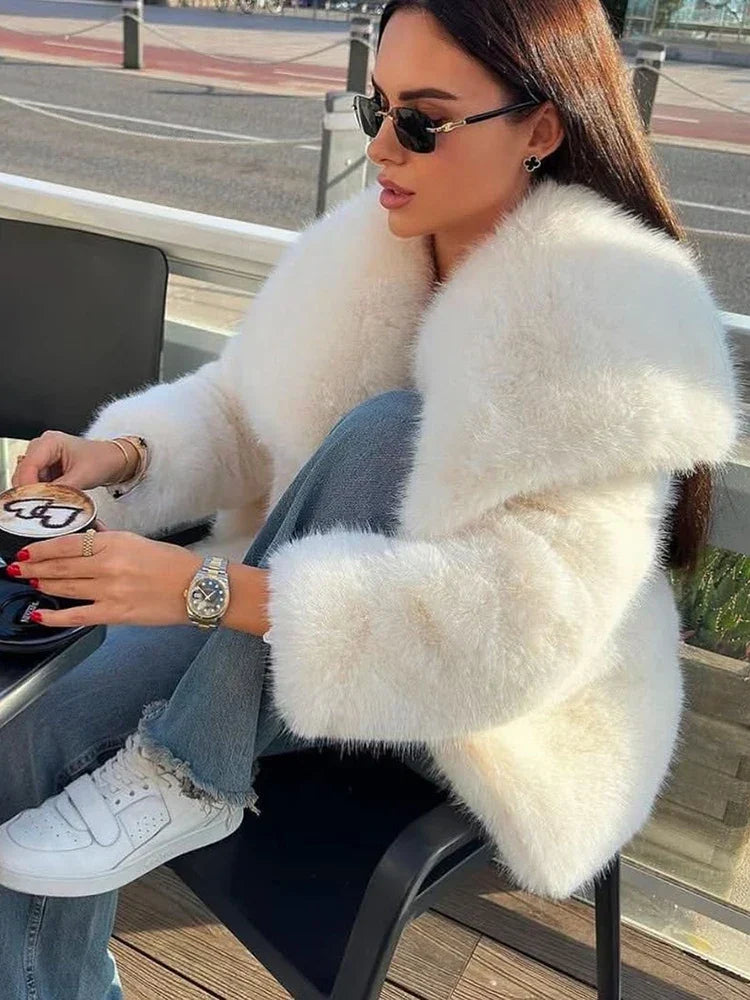 Evie | Classic Oversized Shawl Collar Faux Fur Coat