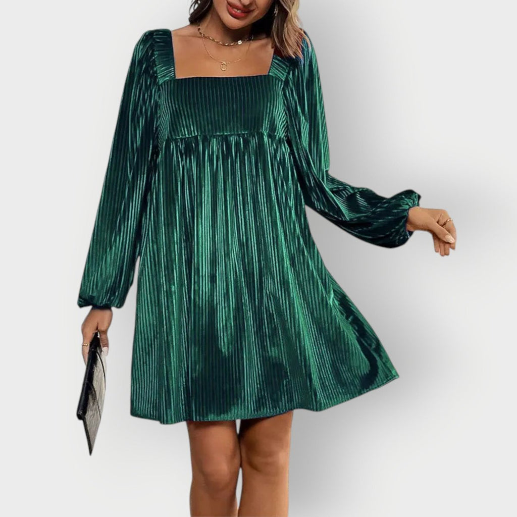 Harper | Graceful Pleated Square-Neck Christmas Dress