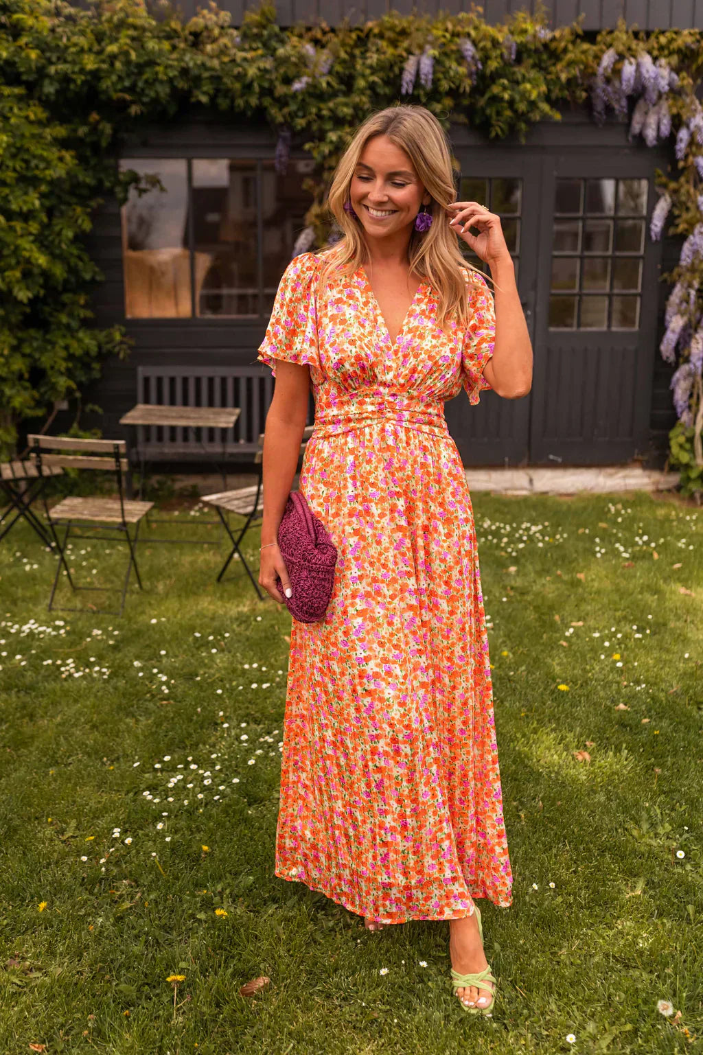 Ivy | Chic Floral Print V-Neck Maxi Cocktail Dress