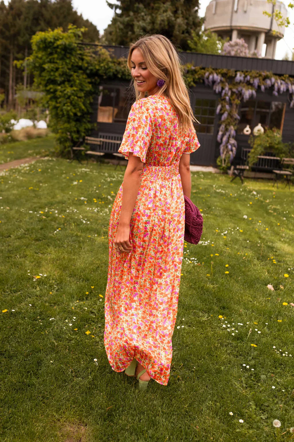 Ivy | Chic Floral Print V-Neck Maxi Cocktail Dress