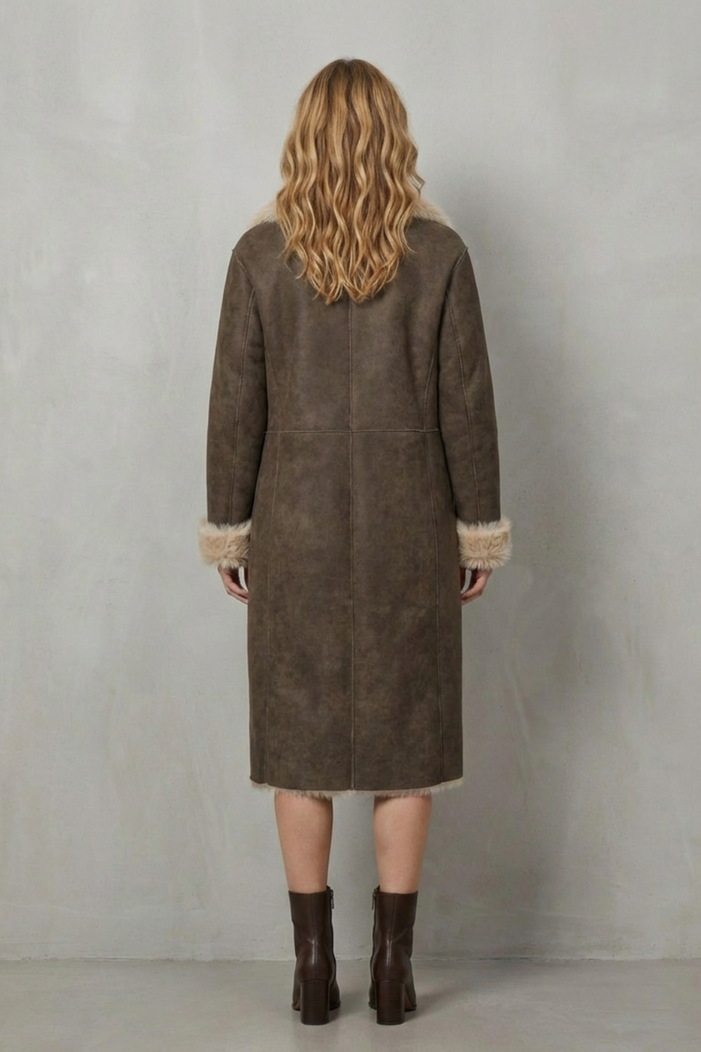 Ivy | Elegant Longline Faux Fur Coat with Shearling-Style Collar
