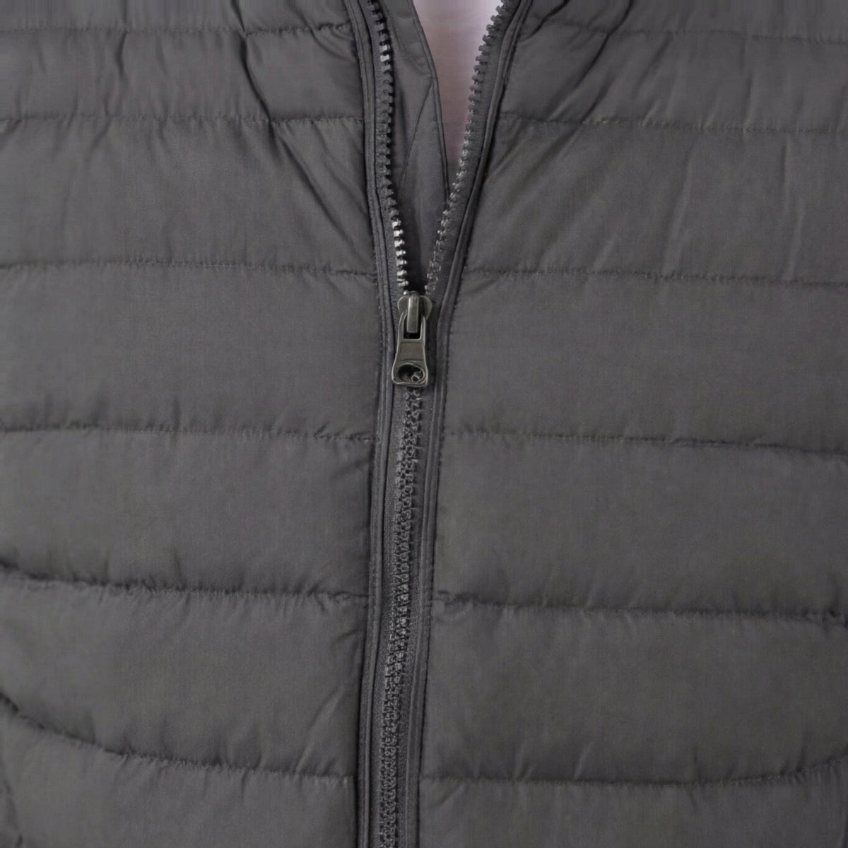 James | Cosy Lightweight Puffer Jacket with Stand Collar