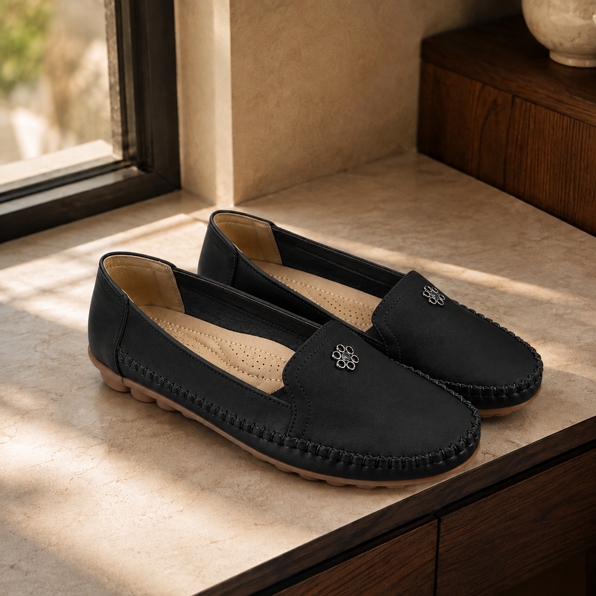 Jessica | Timeless Flower Trim Slip-On Moccasin Orthopedic Shoes