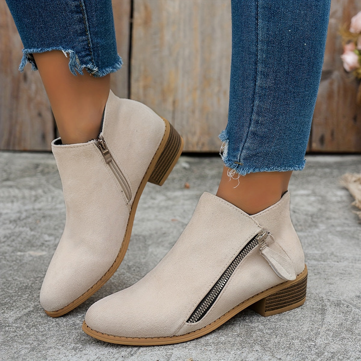 Lola | Refined Side-Zip Ankle Boots for Women