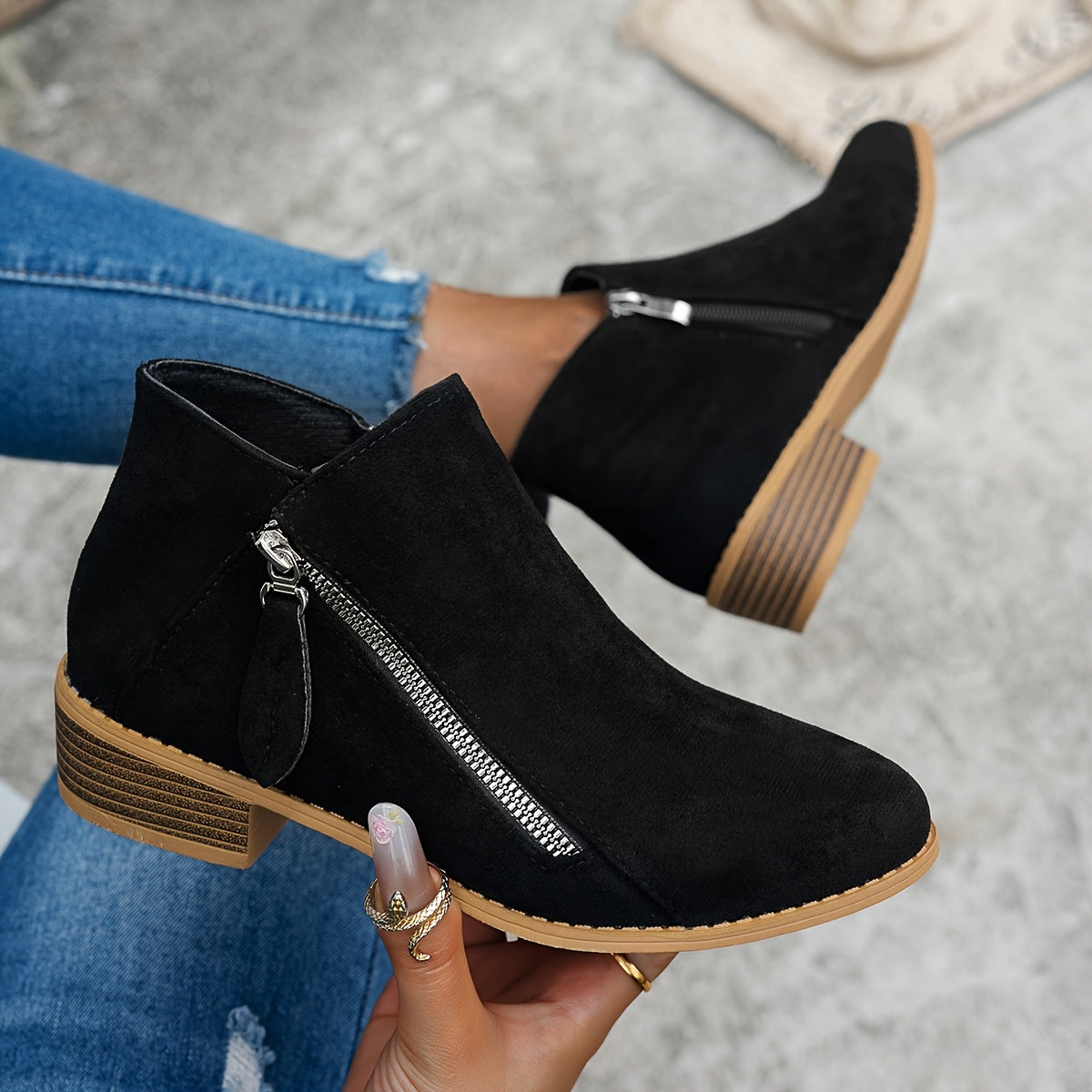 Lola | Refined Side-Zip Ankle Boots for Women