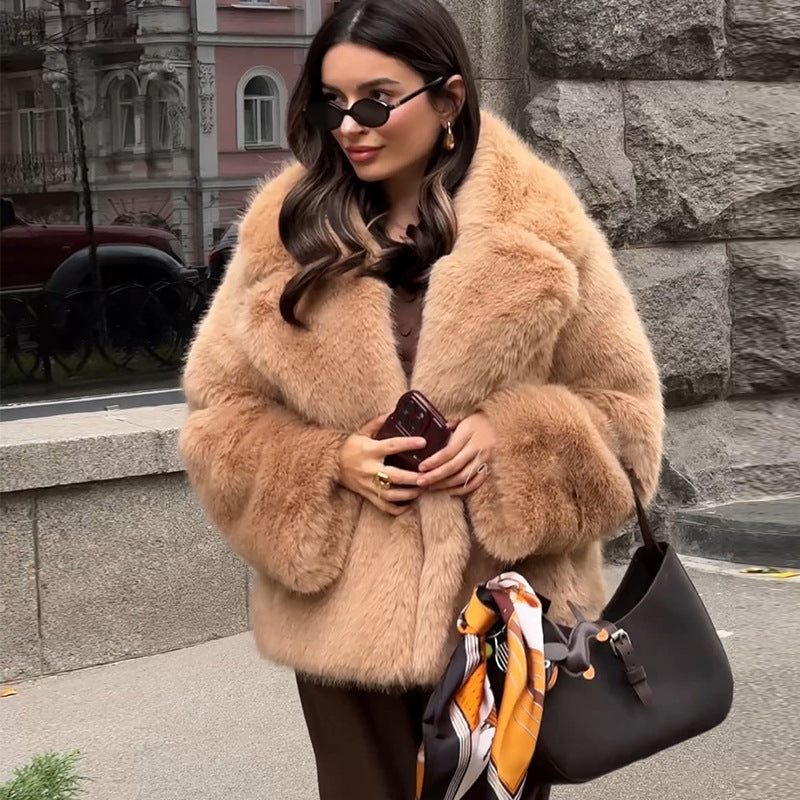Lyra | Graceful Oversized Fur Coat with Shawl Collar