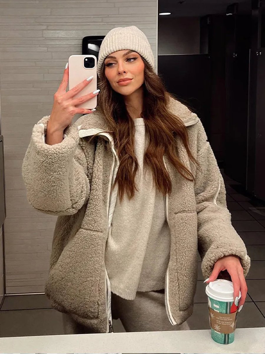 Maisie | Relaxed Fit Teddy Fleece Zip-Up Jacket