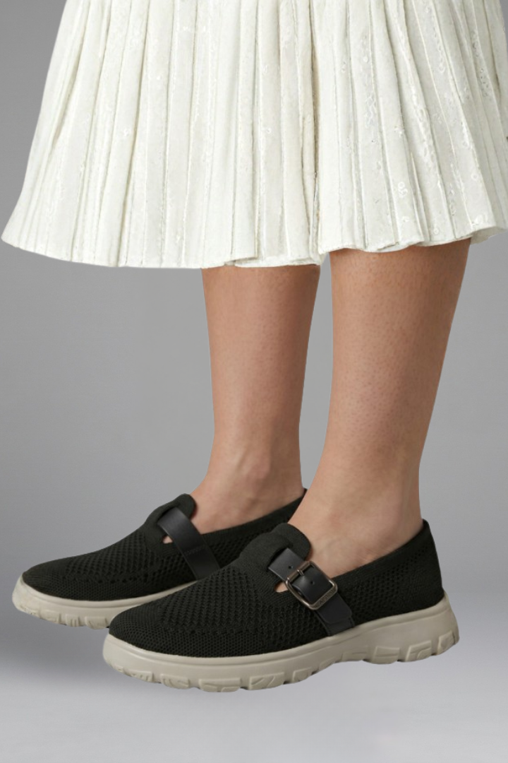 Mia | Relaxed Buckle Strap Slip-On Orthopedic Shoes