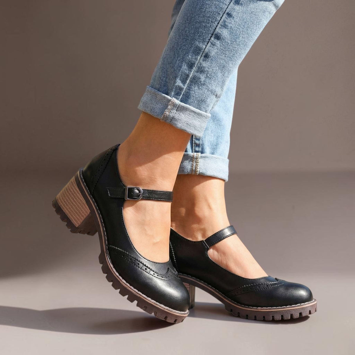 Mia | Stylish Brogue Mary Jane Shoes with Block Heel
