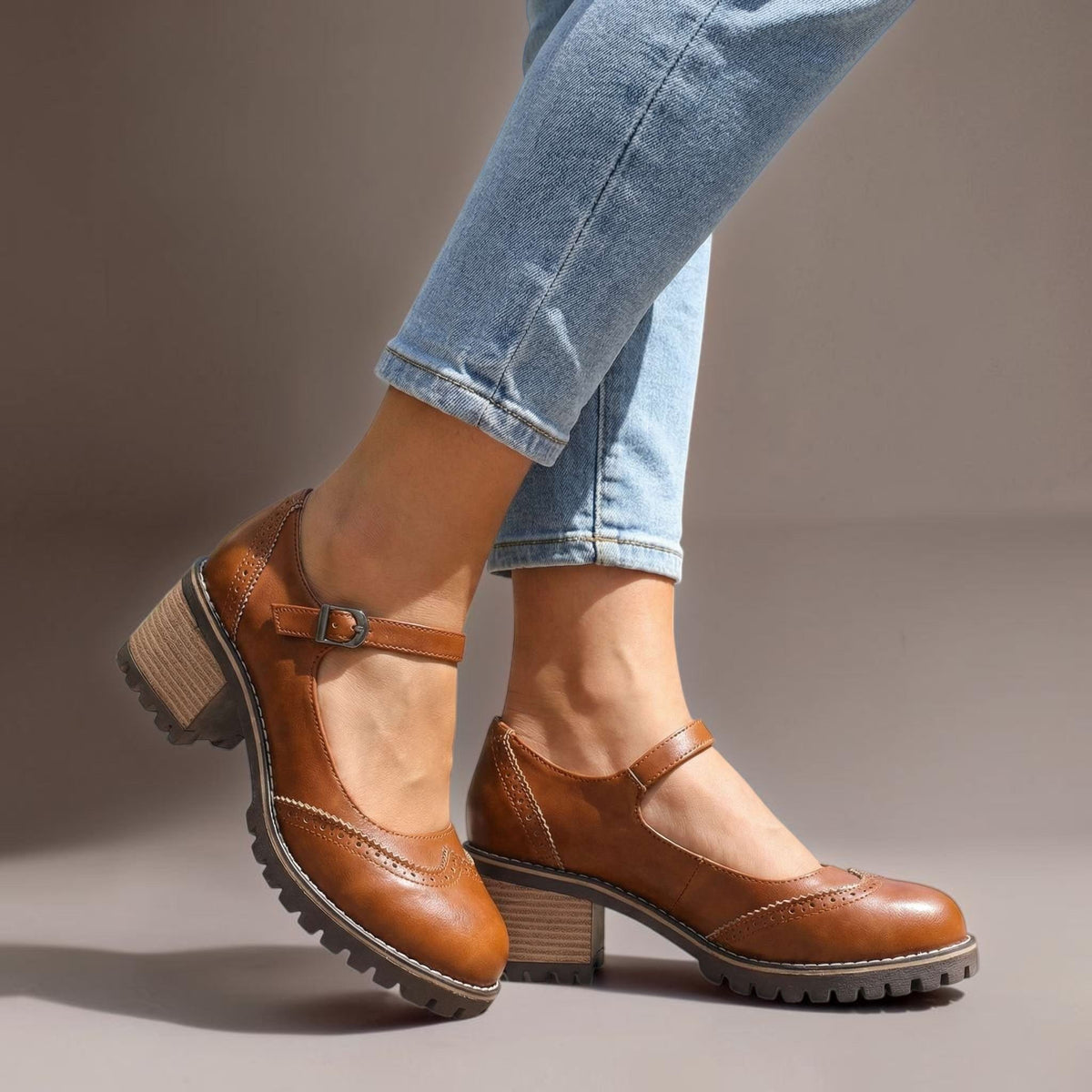 Mia | Stylish Brogue Mary Jane Shoes with Block Heel