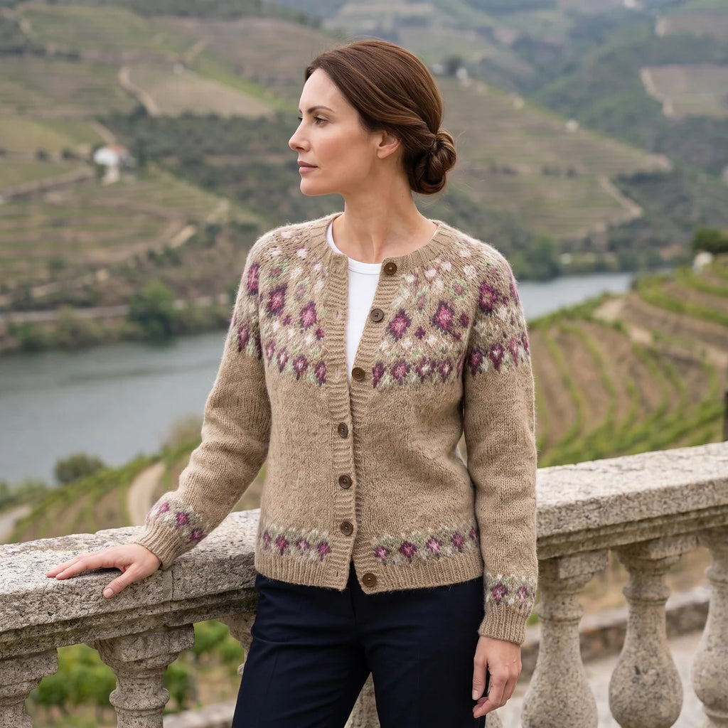 Nancy | Relaxed Fair Isle Yoke Ladies Xmas Jumpers Cardigan