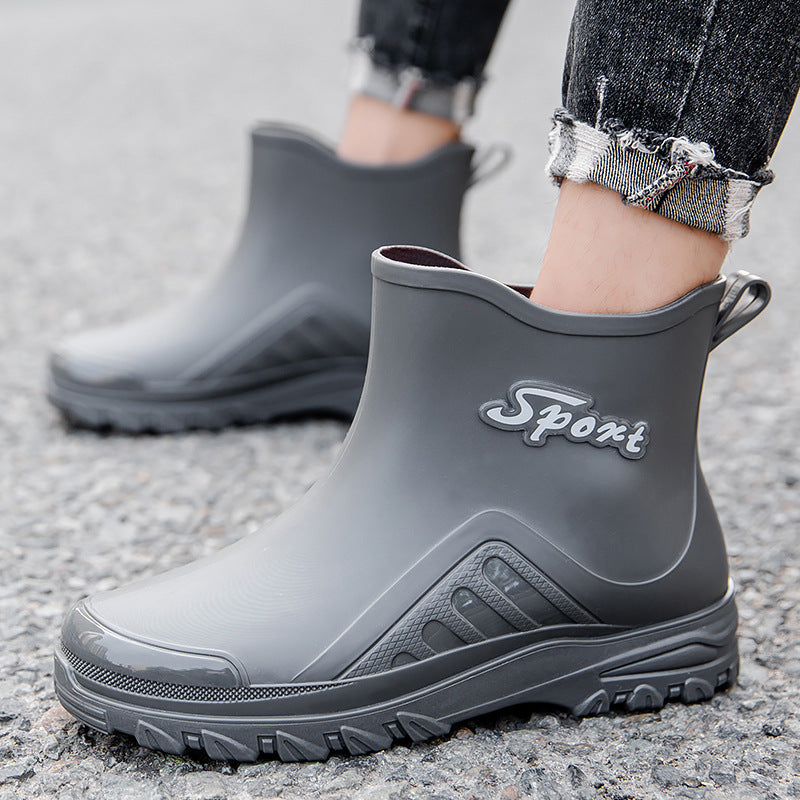 Oakley | Sophisticated Ridged-Sole Waterproof Boots for Outdoor Wear