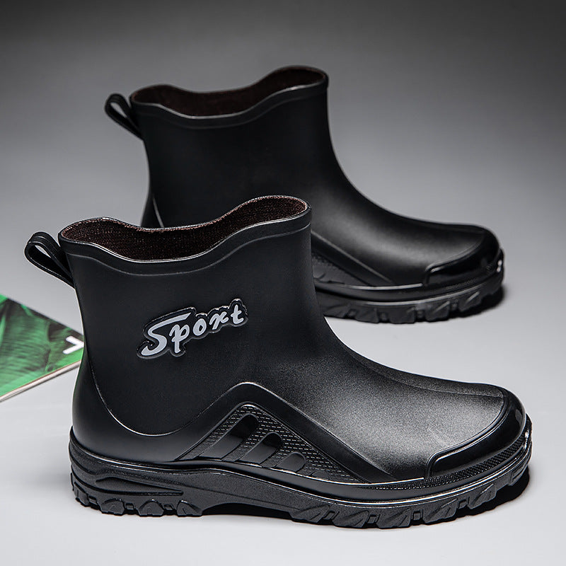 Oakley | Sophisticated Ridged-Sole Waterproof Boots for Outdoor Wear