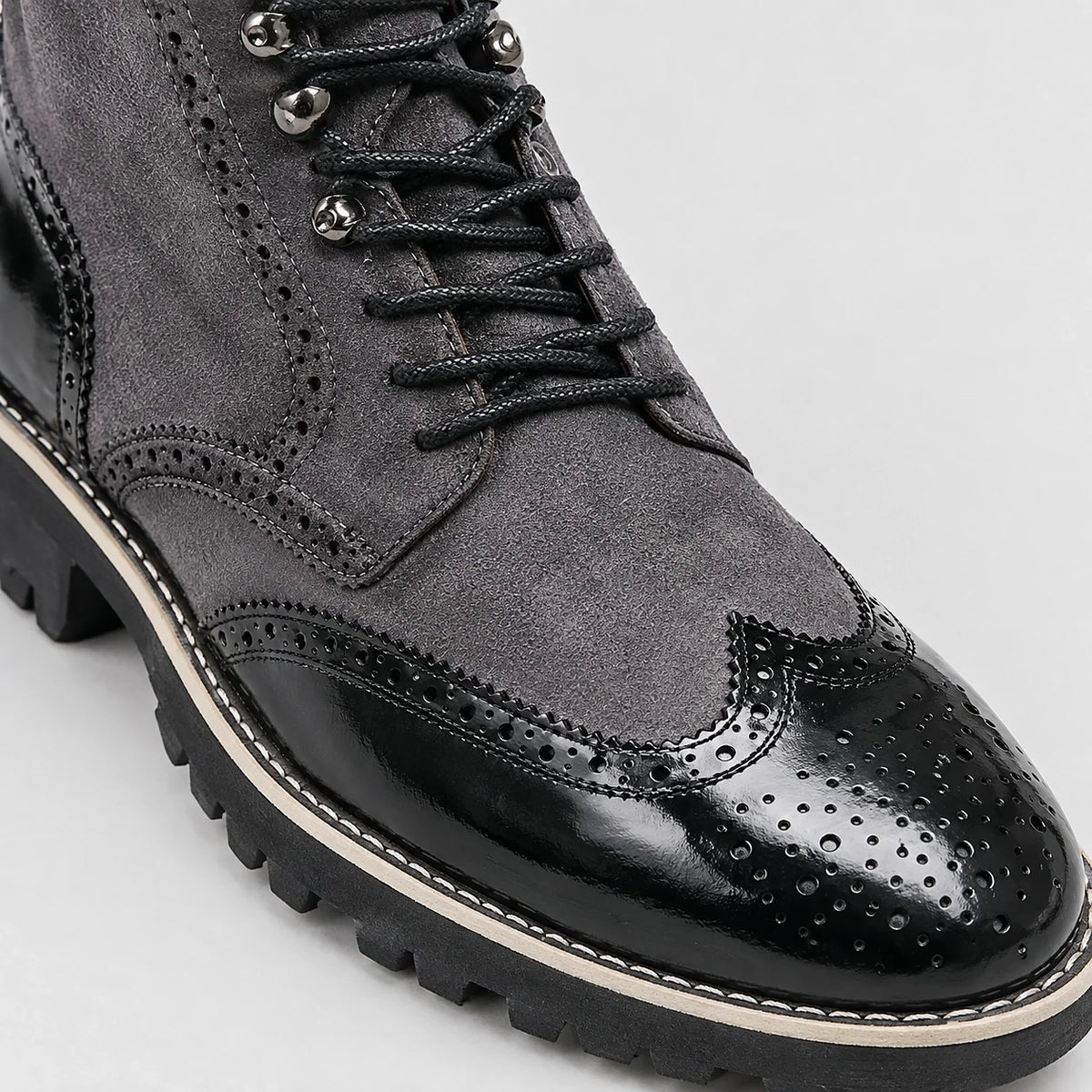 Oakley | Wingtip Brogue Lace-Up Mens Boots