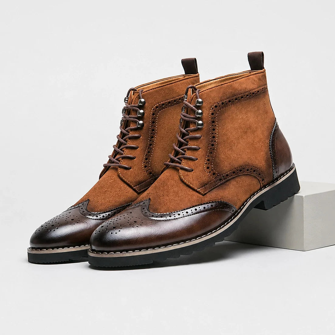 Oakley | Wingtip Brogue Lace-Up Mens Boots