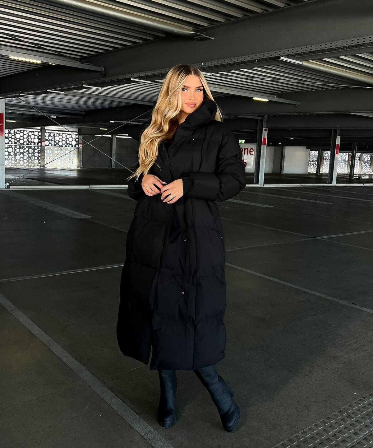 Olive | Elegant Belted Long Puffer Coat