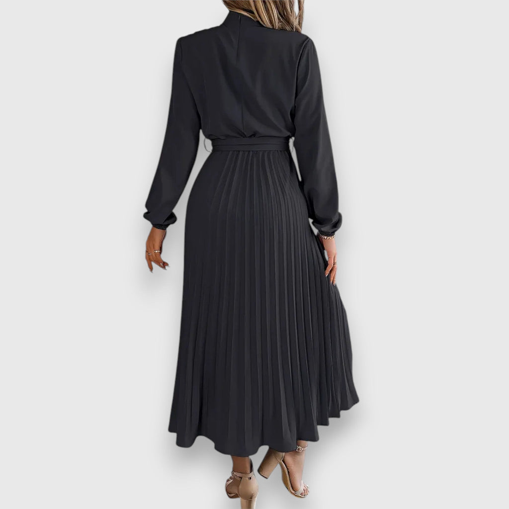 Robyn | Refined Pleated Christmas Midi Dress