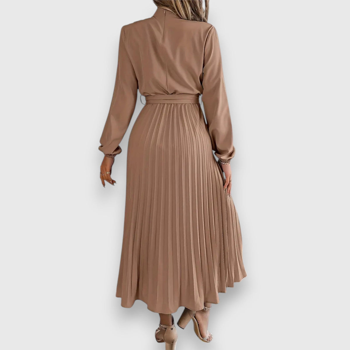 Robyn | Refined Pleated Christmas Midi Dress