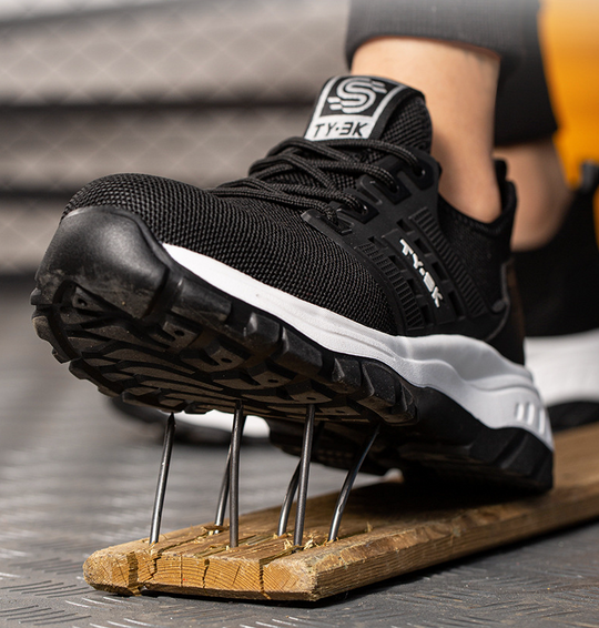 Ronnie | Sophisticated Orthopedic Sneakers for Men Work Trainers