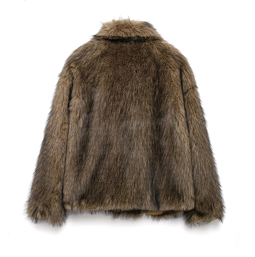 Rose | Effortless Cropped Faux Fur Coat with Oversized Collar
