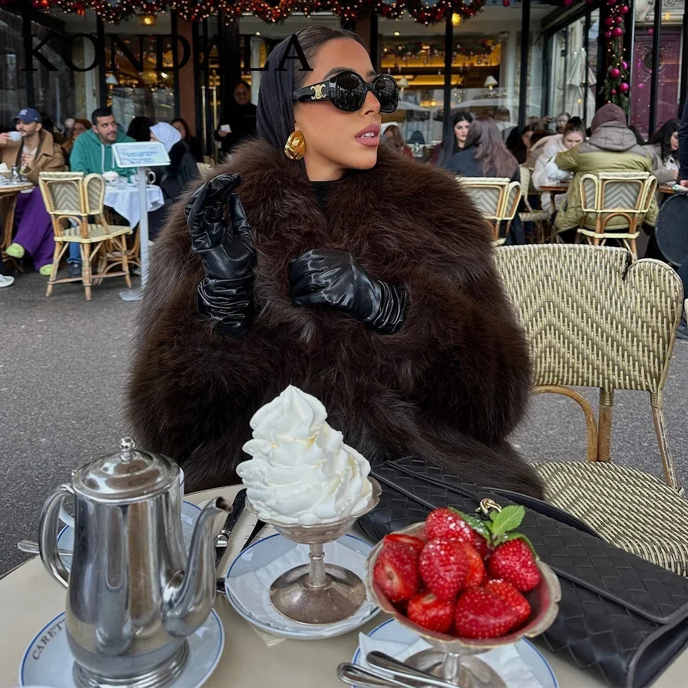 Rose | Effortless Cropped Faux Fur Coat with Oversized Collar
