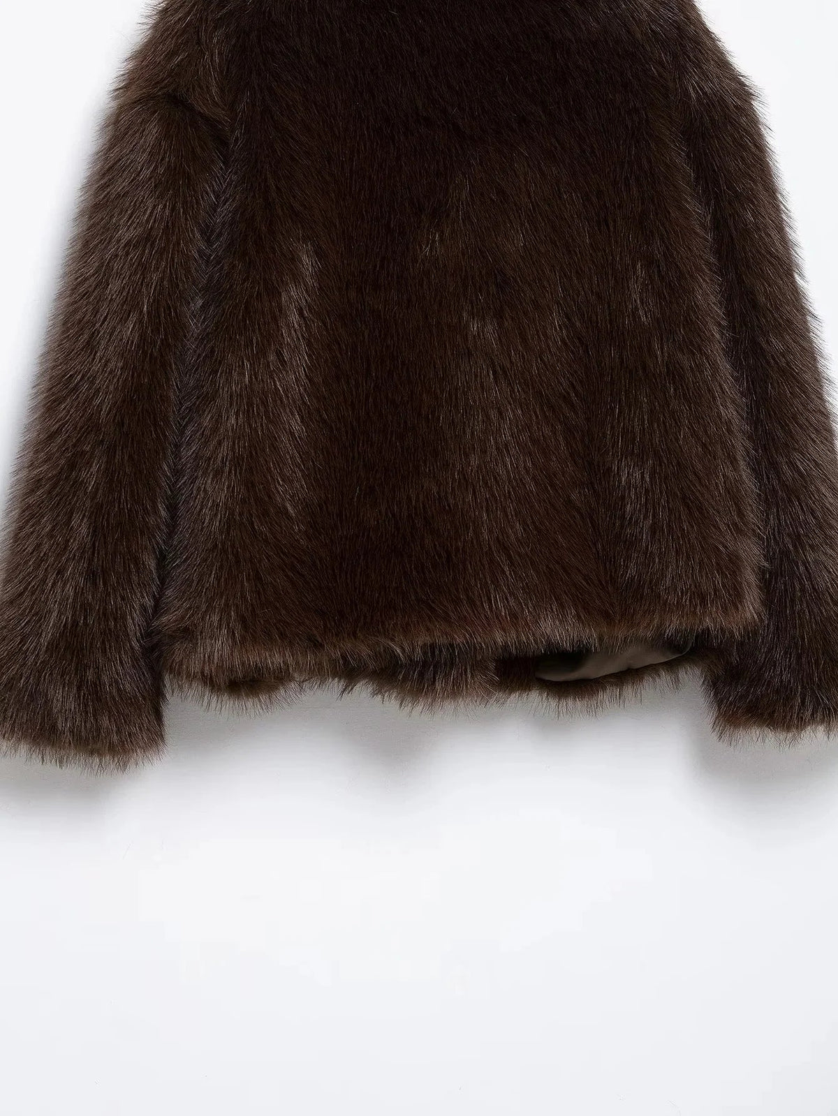 Rose | Effortless Cropped Faux Fur Coat with Oversized Collar