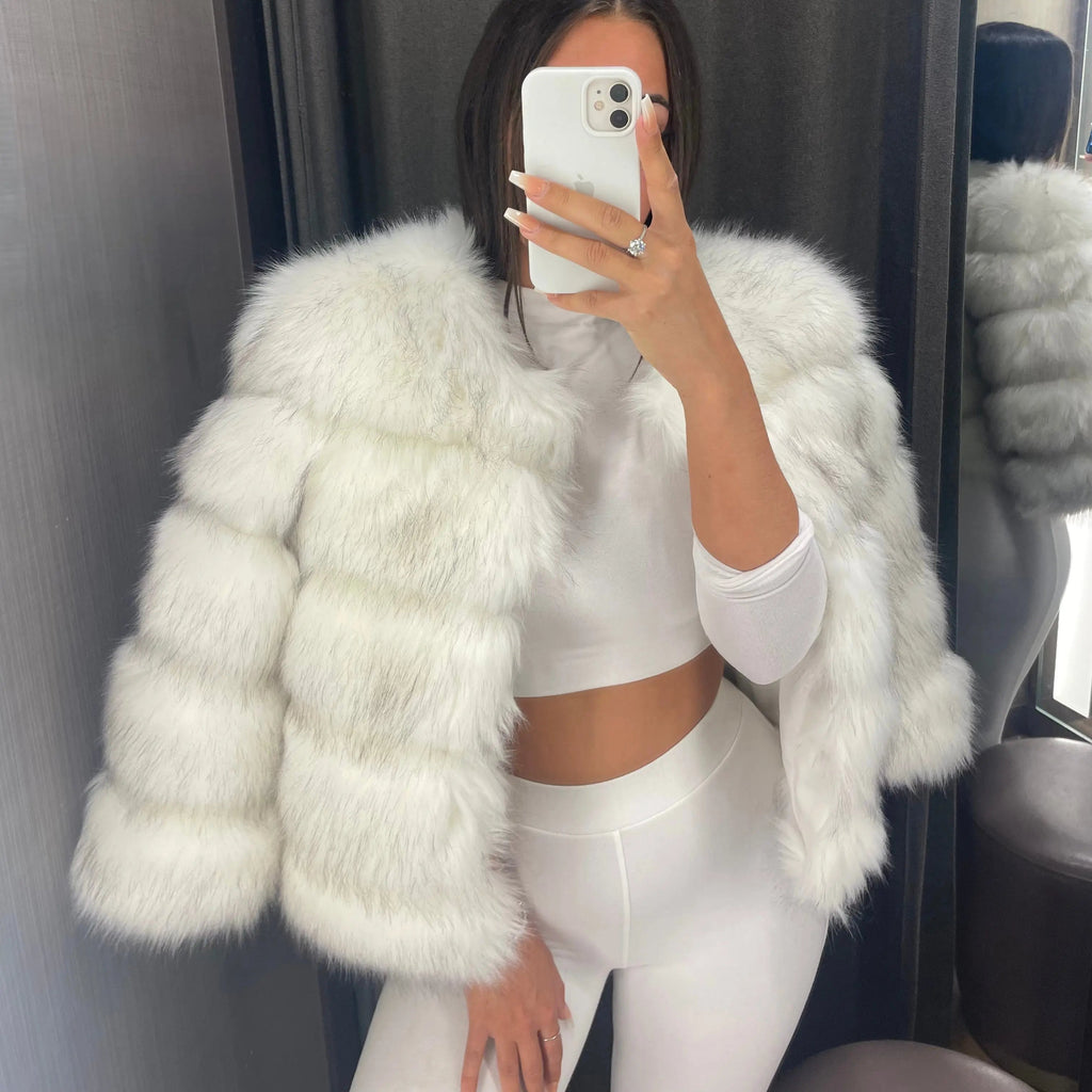 Sofia | Stylish Cropped Faux Fur Coat with Textured Ribbed Panels