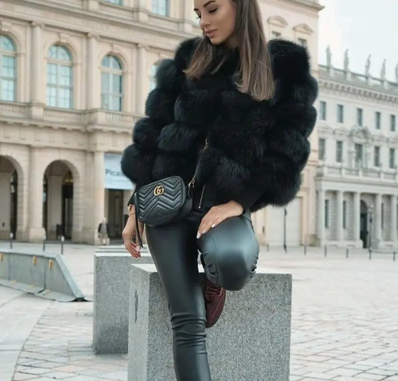 Sofia | Stylish Cropped Faux Fur Coat with Textured Ribbed Panels